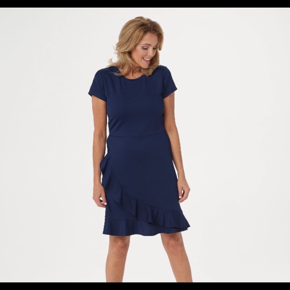 Isaac Mizrahi Pebble Knit Ruffle Flounce Dress